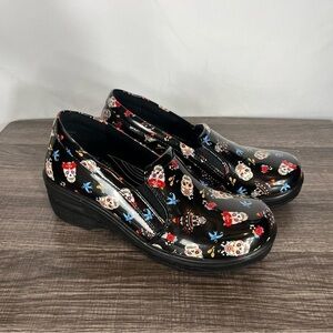 Women’s Clogs Size 38 By Easy Works Skull Print Man made Upper Rubber sole
